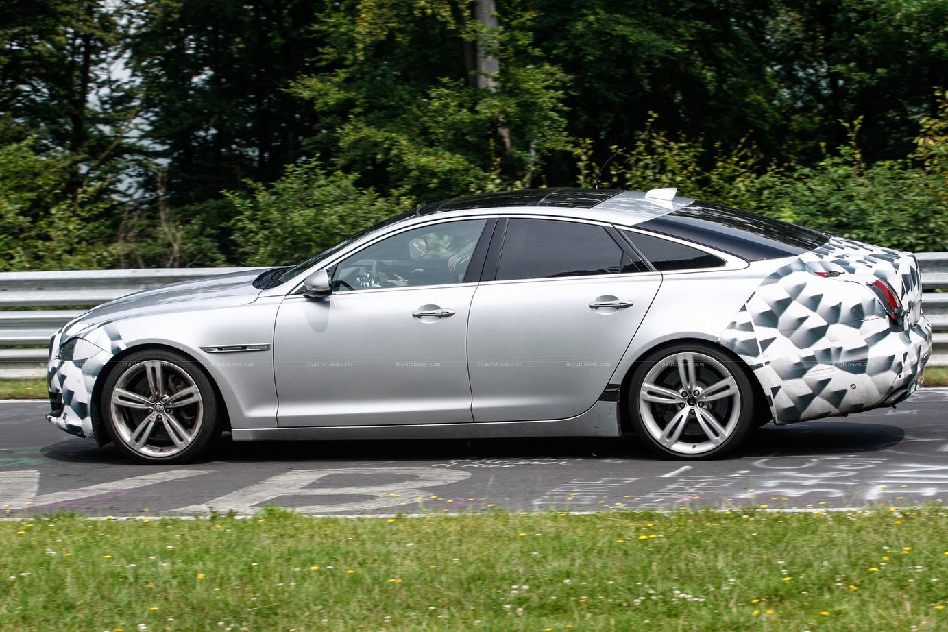 2015 Jaguar XJ Facelift