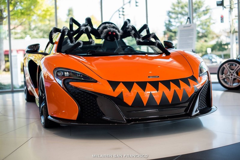 McLaren 650S Spider for Halloween